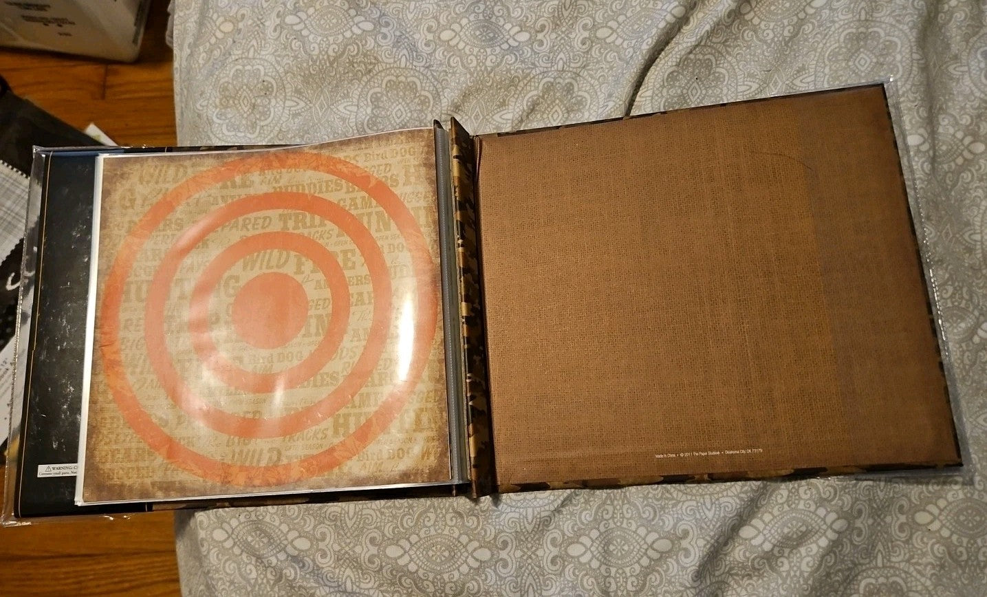 The Paper Studio 8x8 Hunting Theme Ready Made Scrapbook Photo Album 20 Pages NIP