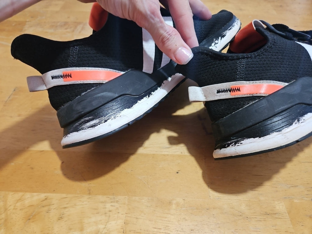 Adidas U Path Run Casual Sneakers From Finish Line Mens Size 10.5 Black & Orange