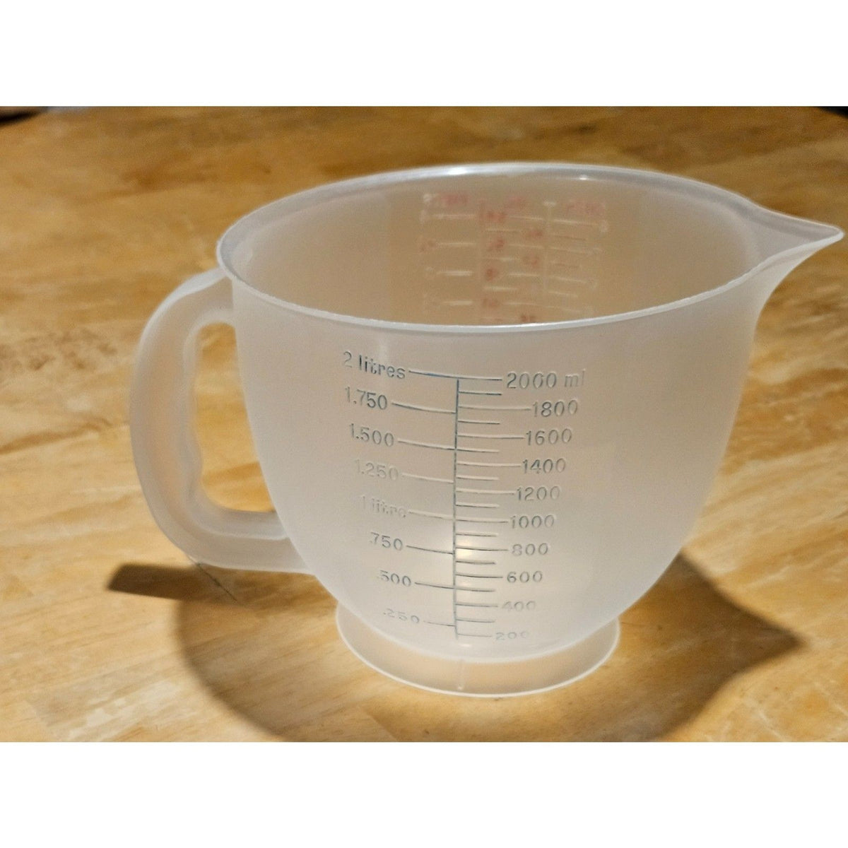 Vintage Tupperware Mix-N-Stor 2 quart Measuring Cup Pitcher Only No Lid #500