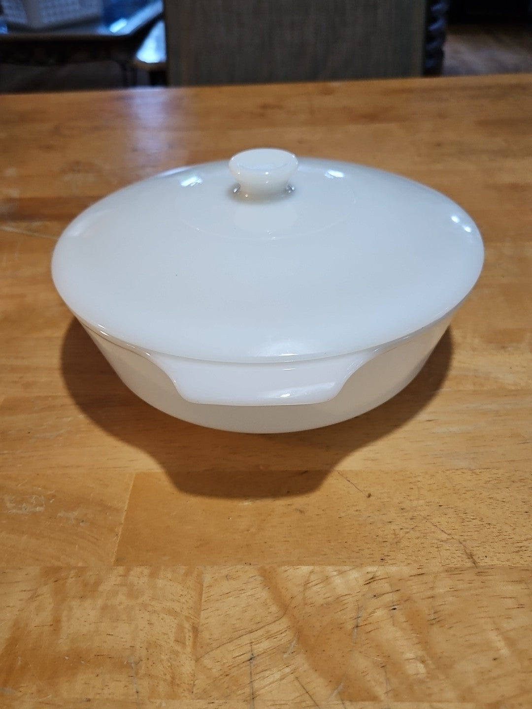 Vintage Anchor Hocking Fire King Meadow Green 438 2 qt Casserole Dish w/lid