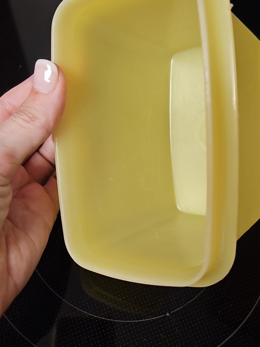 Vintage Tupperware Yellow Shelf Saver Container #1243-10 W/ #1244-13 Lid EUC