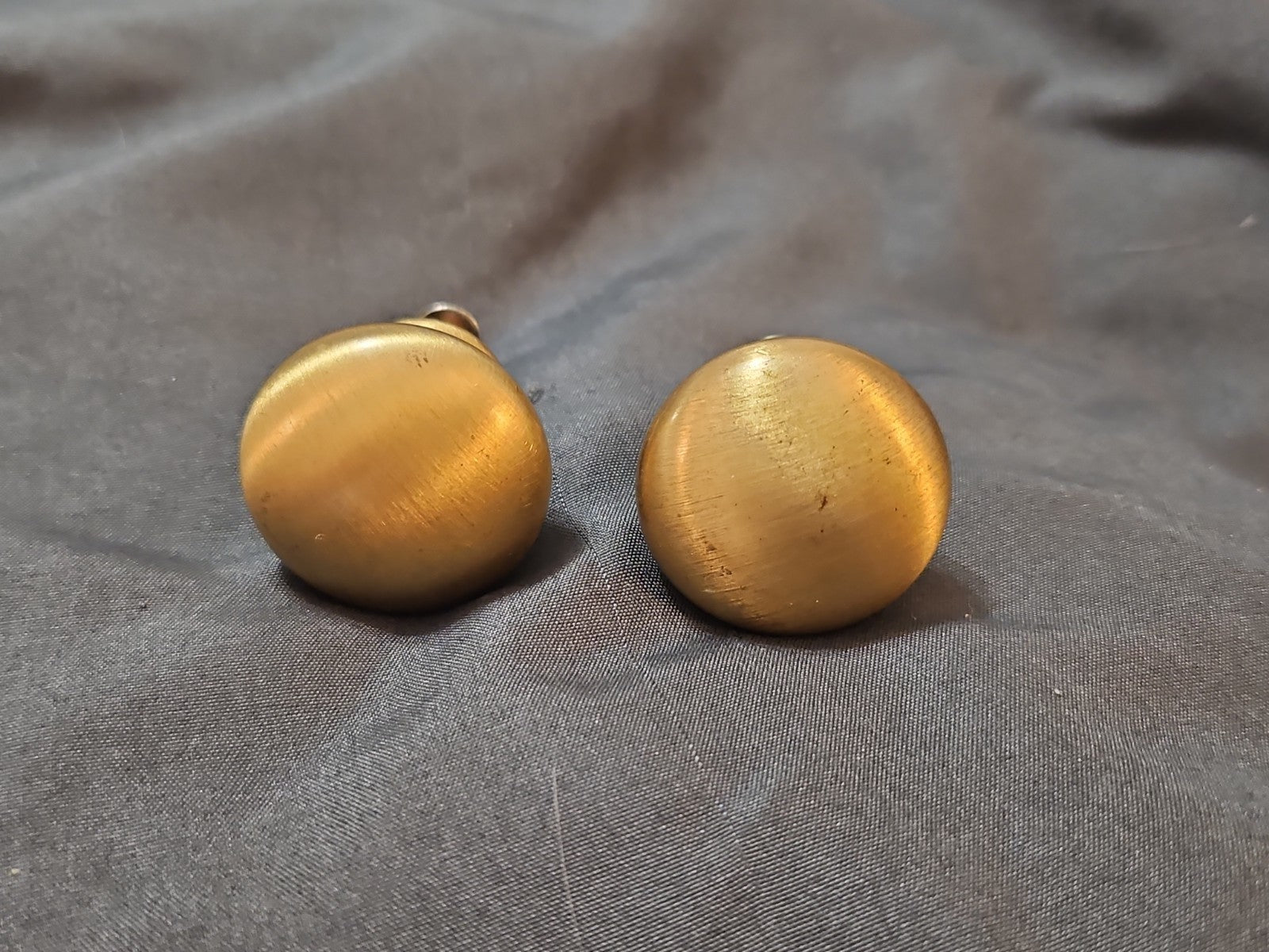 Set Of 2 Brushed Satin Finish Brass Cabinet Knobs Drawer Pulls 1.25" Diameter