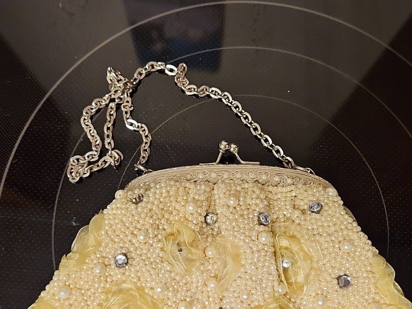 Vintage Pearl Beaded Rhinestone & Floral Accent Off White Clutch Purse