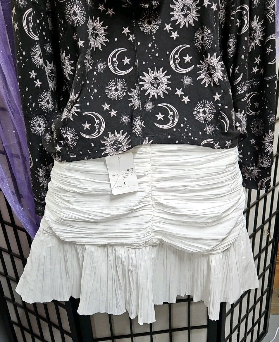 NWT Forever 21 White Ruched  Mini Skirt High Waist Pleated Size L