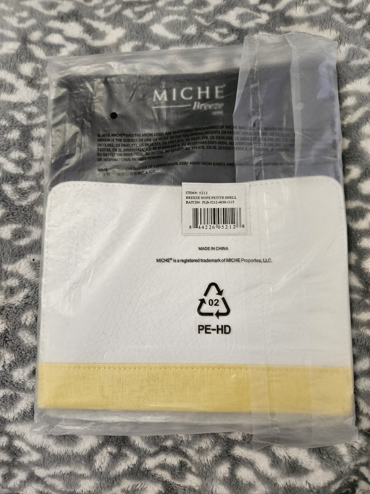 New In Package Retired Miche Breeze Hope Petite Shell Yellow & White