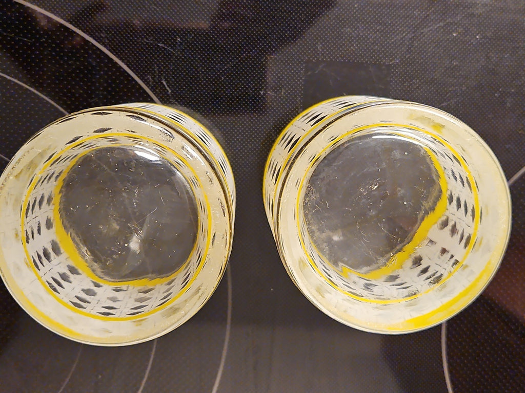 Set Of 4 Vintage MCM Lowball Rocks Glasses Yellow & White Hexagon Weave