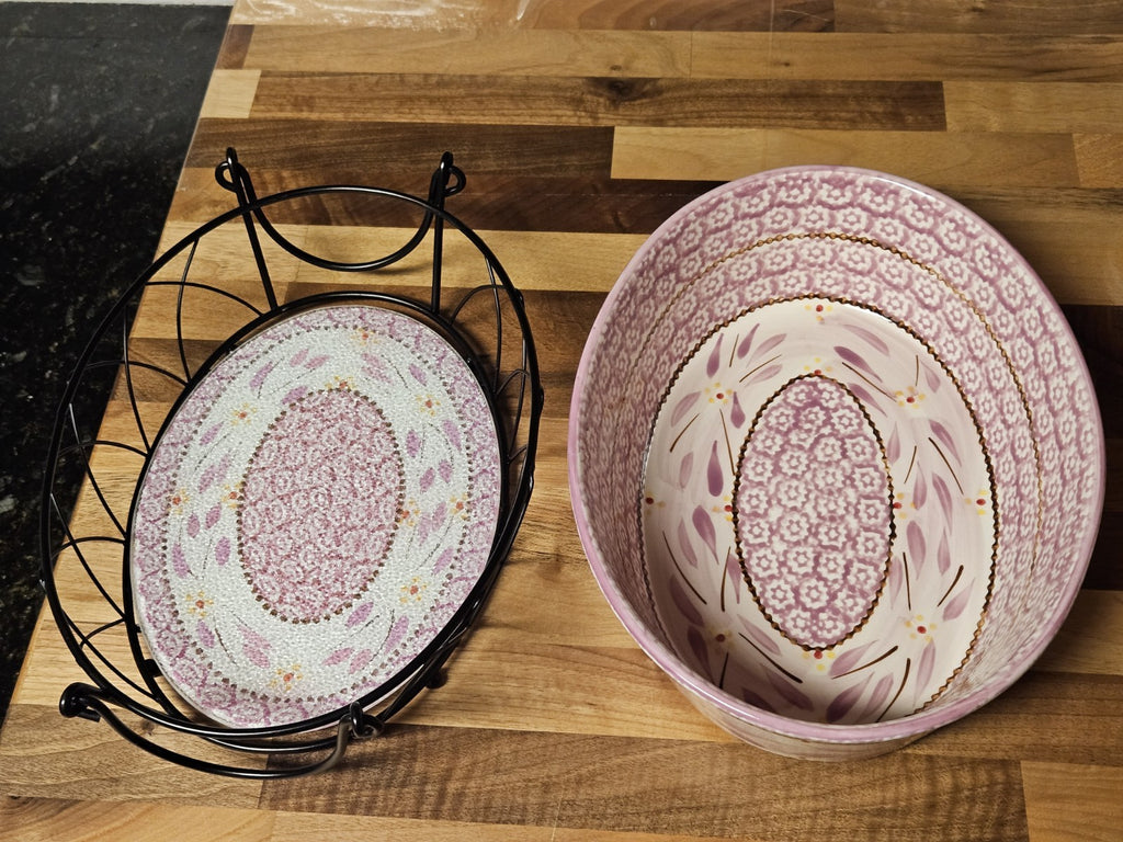 Temptations By Tara Old World Lilac Oval Baker 2.5 qt. Metal Rack & Trivet
