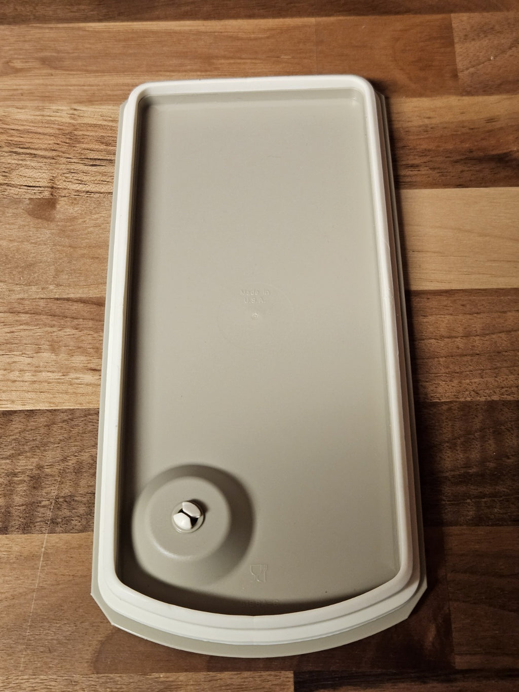 Tupperware Shelf Smart Canister Hazelnut 8" Replacement Lid Only #5198A EUC