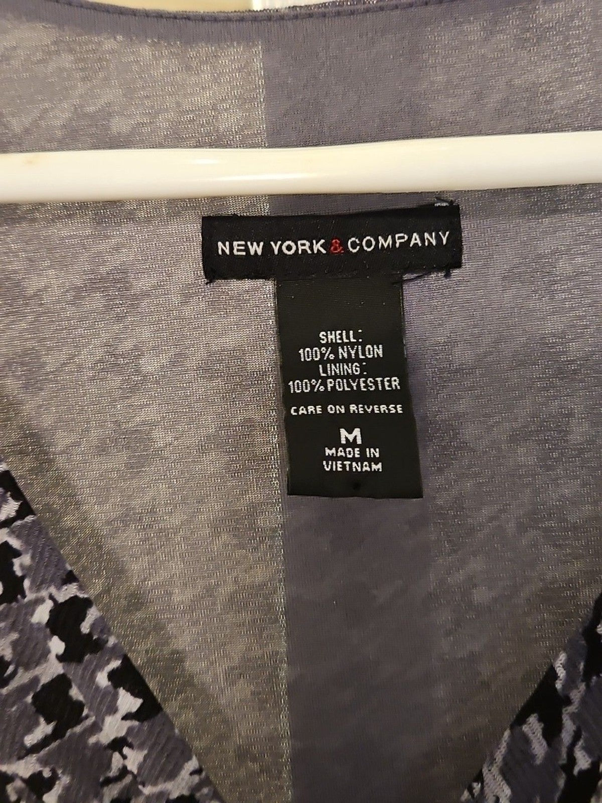 New York & Company Women Shirt, Size M, Gray, Black & White Net Fully Lined