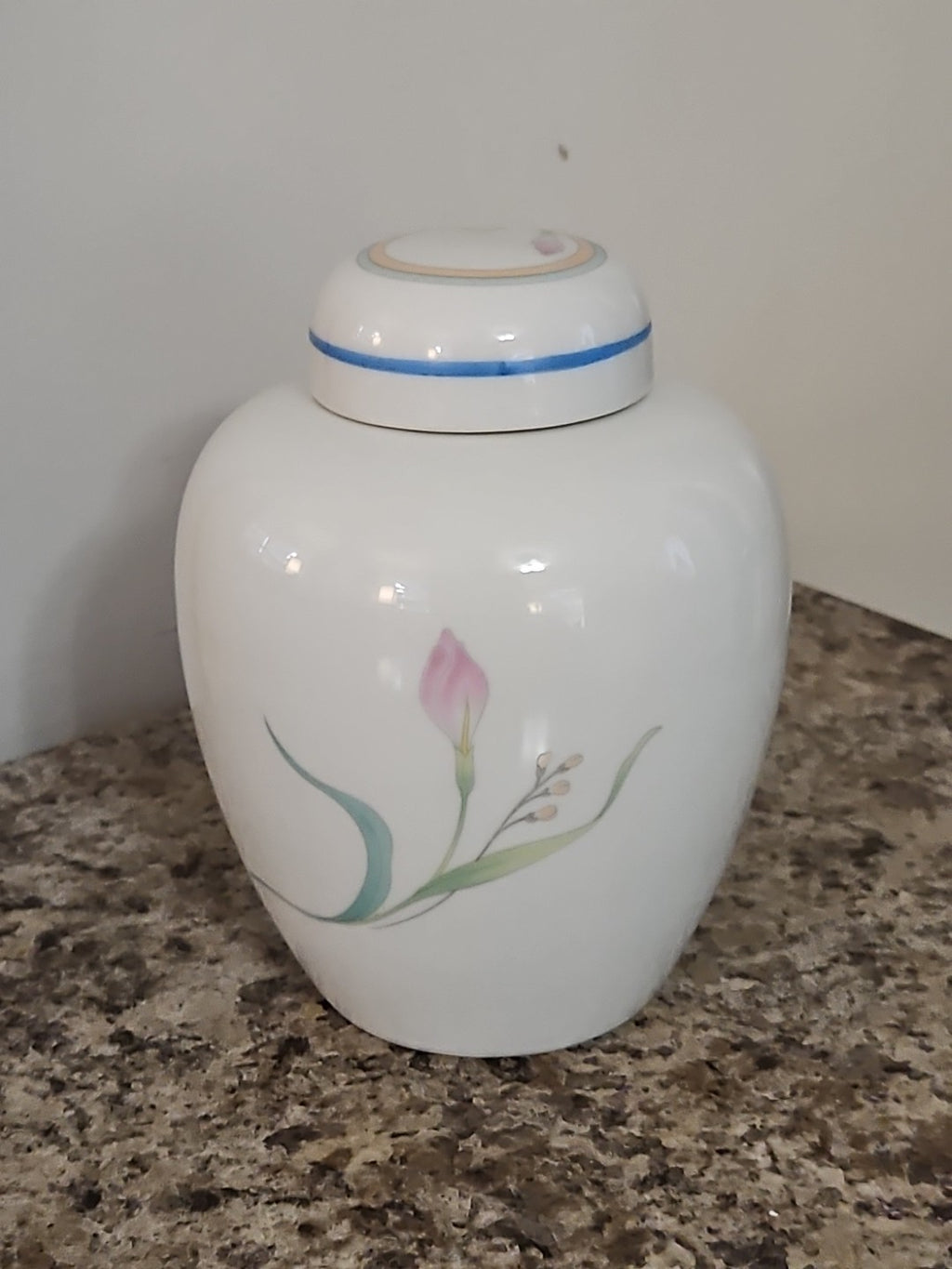 Vintage Chinoiserie Ginger Jar With Lid Purple Orchid & Blue Lily W Gold Accent