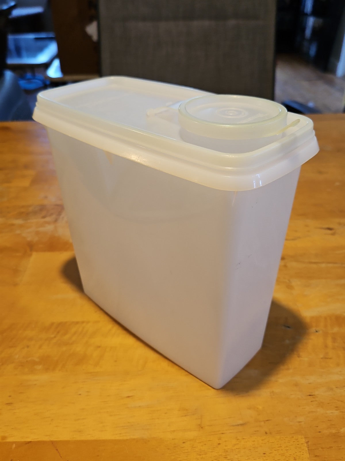 Vintage Tupperware #469 Rectangular Cereal Storage Container W Sheer Lid #470