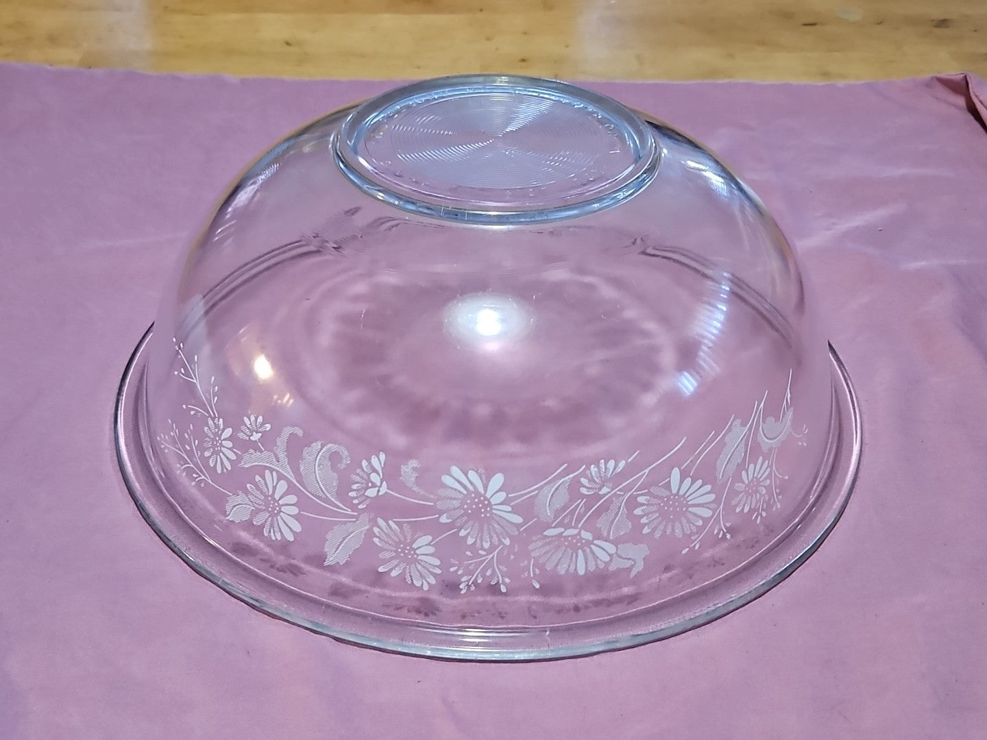 Vintage Pyrex 326 4L Colonial Mist Mixing Bowl Clear White Daisies 11 3/4” Large