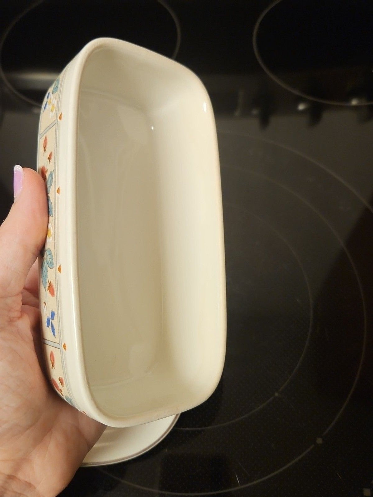 Mikasa Intaglio CAC01/CAC29 Strawberry Hill Butter Dish