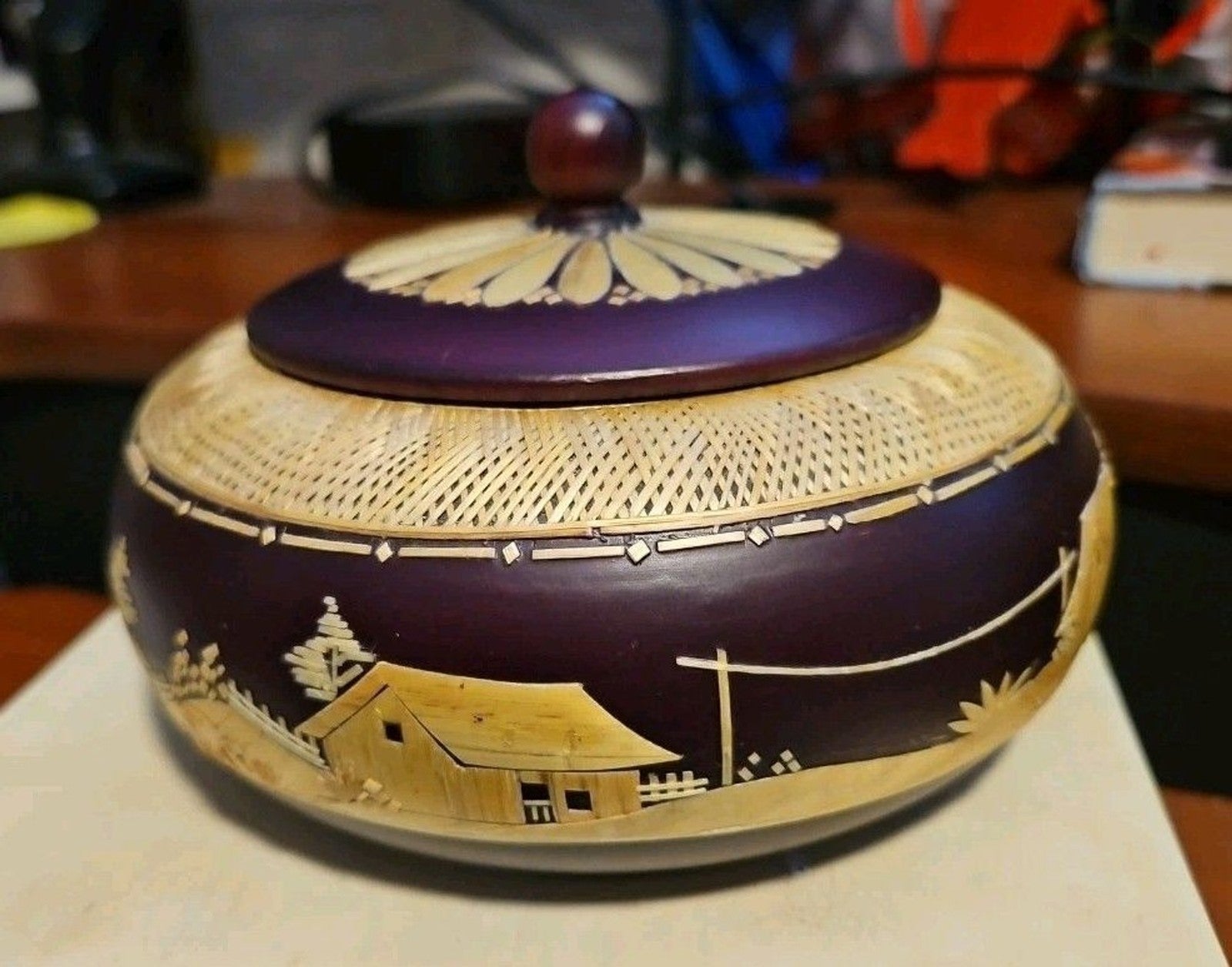 Handmade Straw Marquetry Wooden Trinket Bowl W/ Lid Village Scenery 6” Round