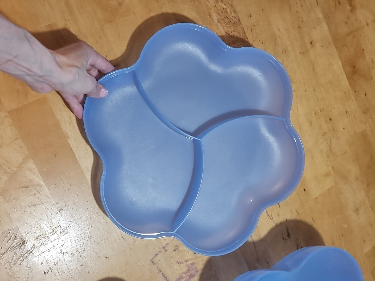 Tupperware Light Blue Chip N Dip 6 Piece Set Serving Platter 1.5 Gal
