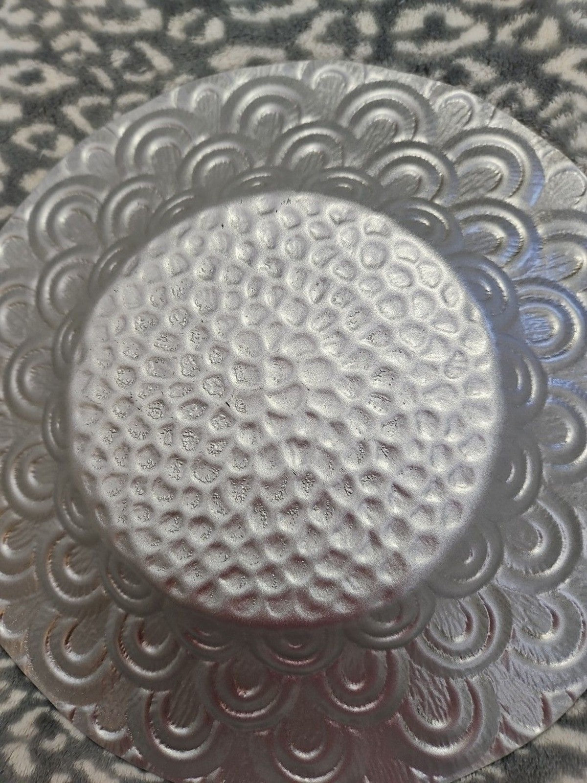 Metallic Silver & Gold Floral Design Art Glass Bowl Serving Dish Centerpiece 14"