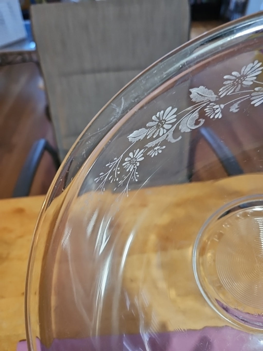 Vintage Pyrex 326 4L Colonial Mist Mixing Bowl Clear White Daisies 11 3/4” Large
