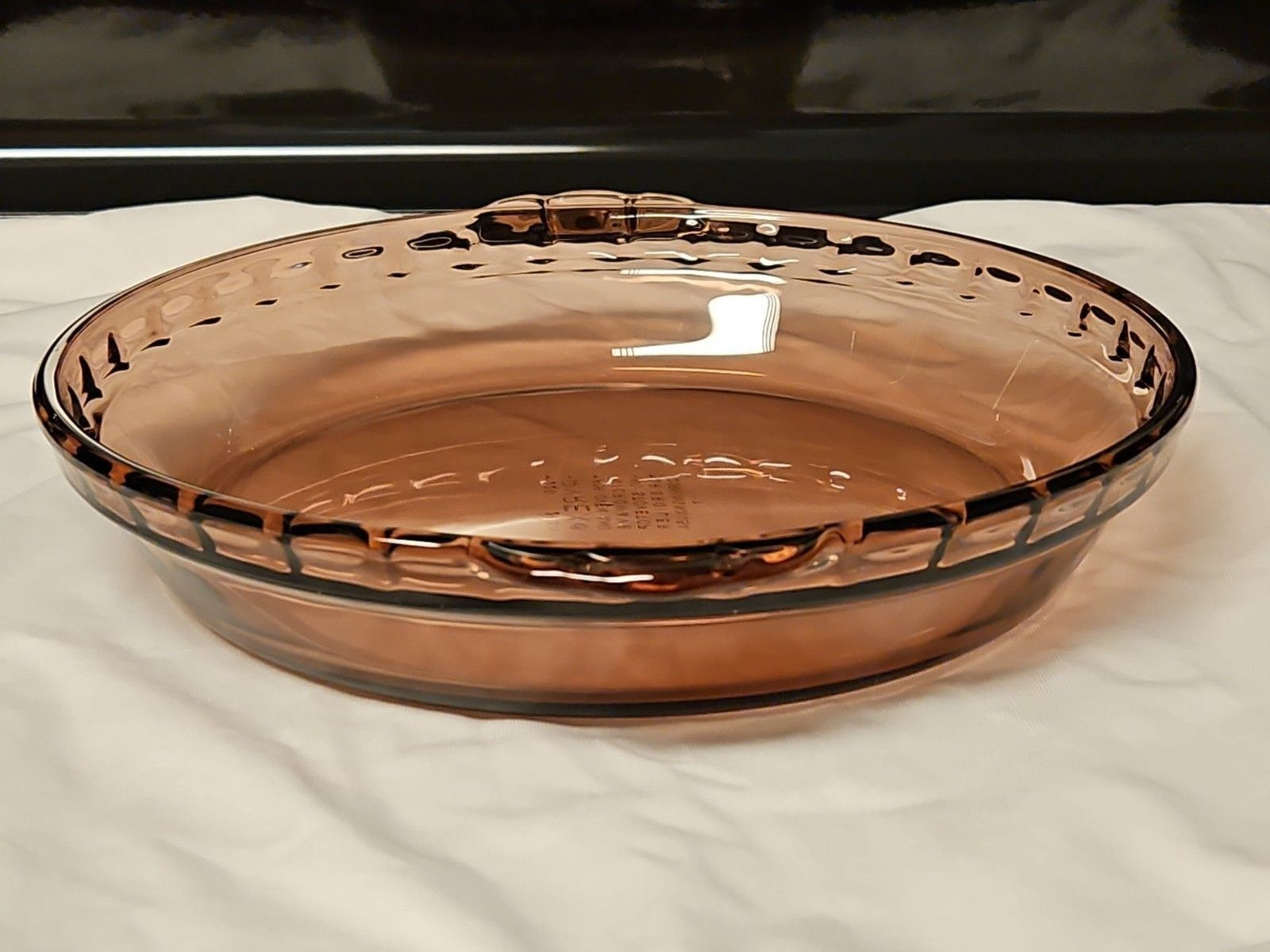 Vintage Pyrex Purple Amethyst Glass Pie Plate Fluted With Handles 9.5" #229