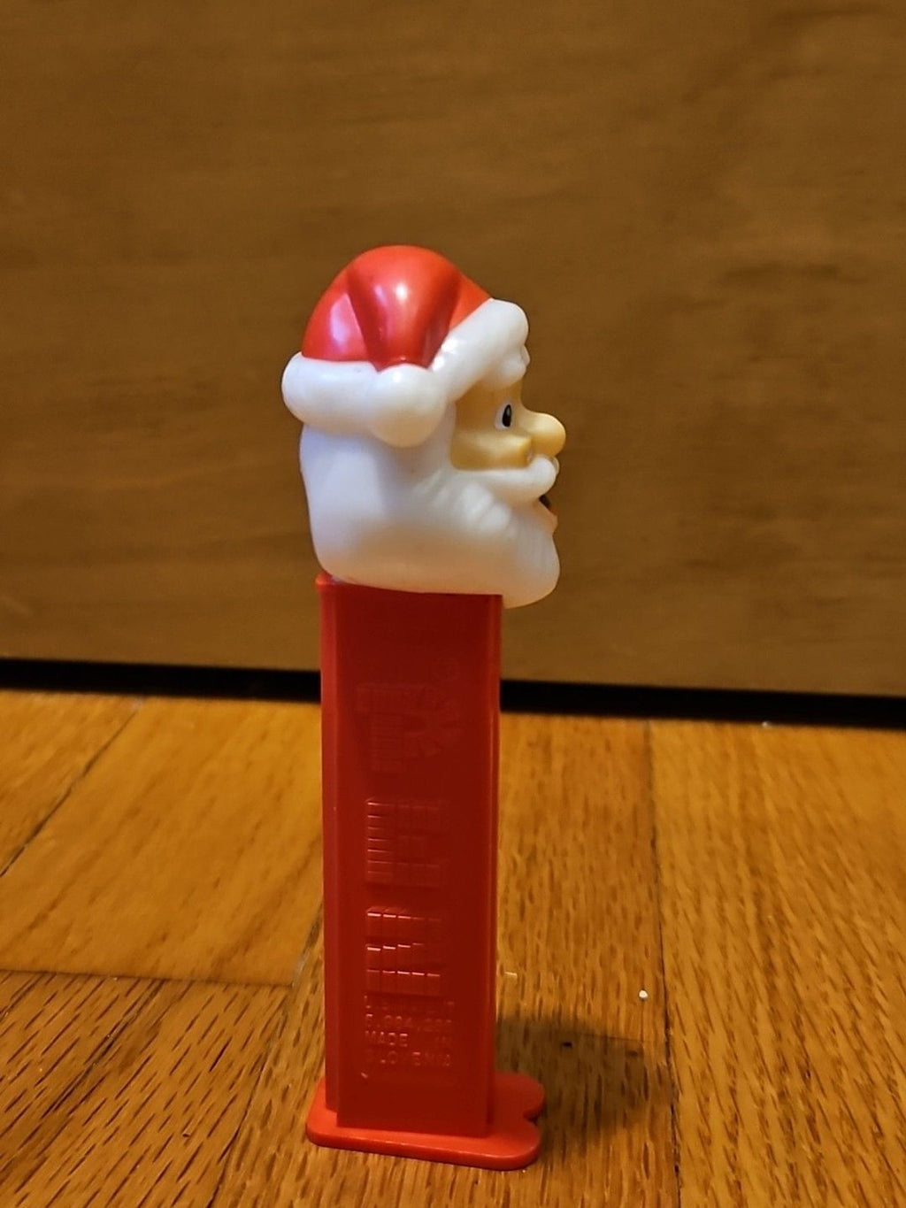 Holiday Santa Claus Vintage Pez Dispenser 1999 Slovenia