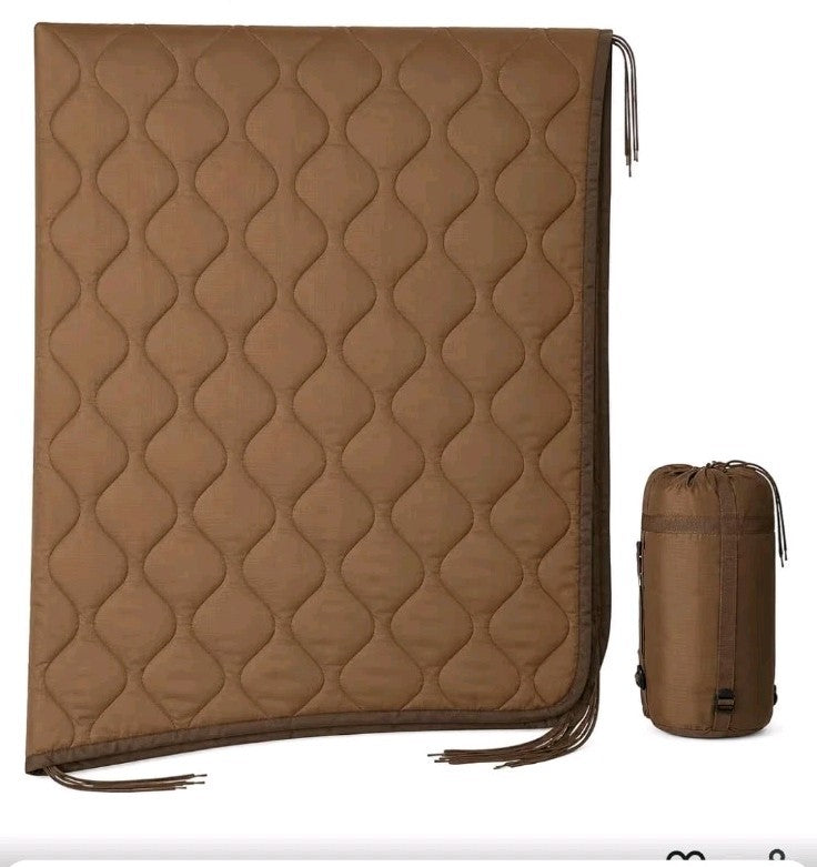 NIP USGI Military Style All Weather Poncho Liner Woobie Blanket in Coyote Brown