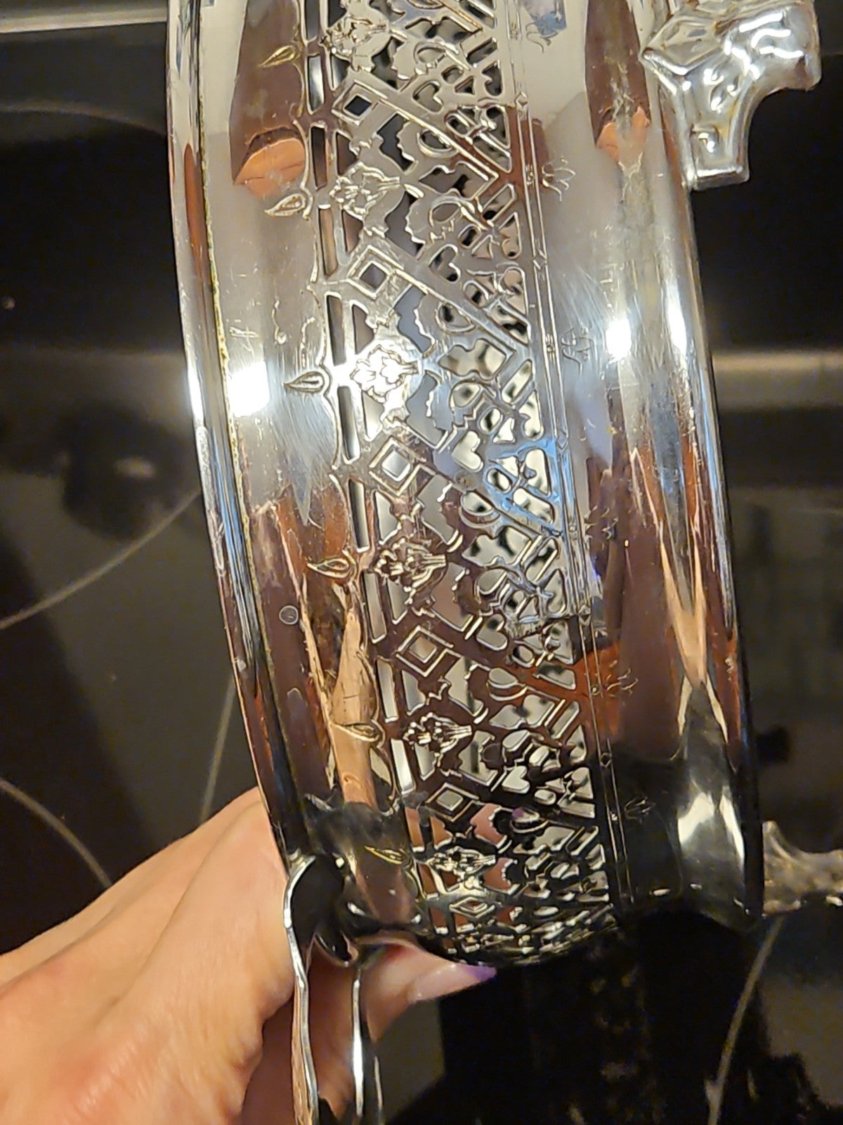 Vintage Pyrex Etched Floral Glass Casserole Dish w/ Lid & Silver Carrier 623 - C