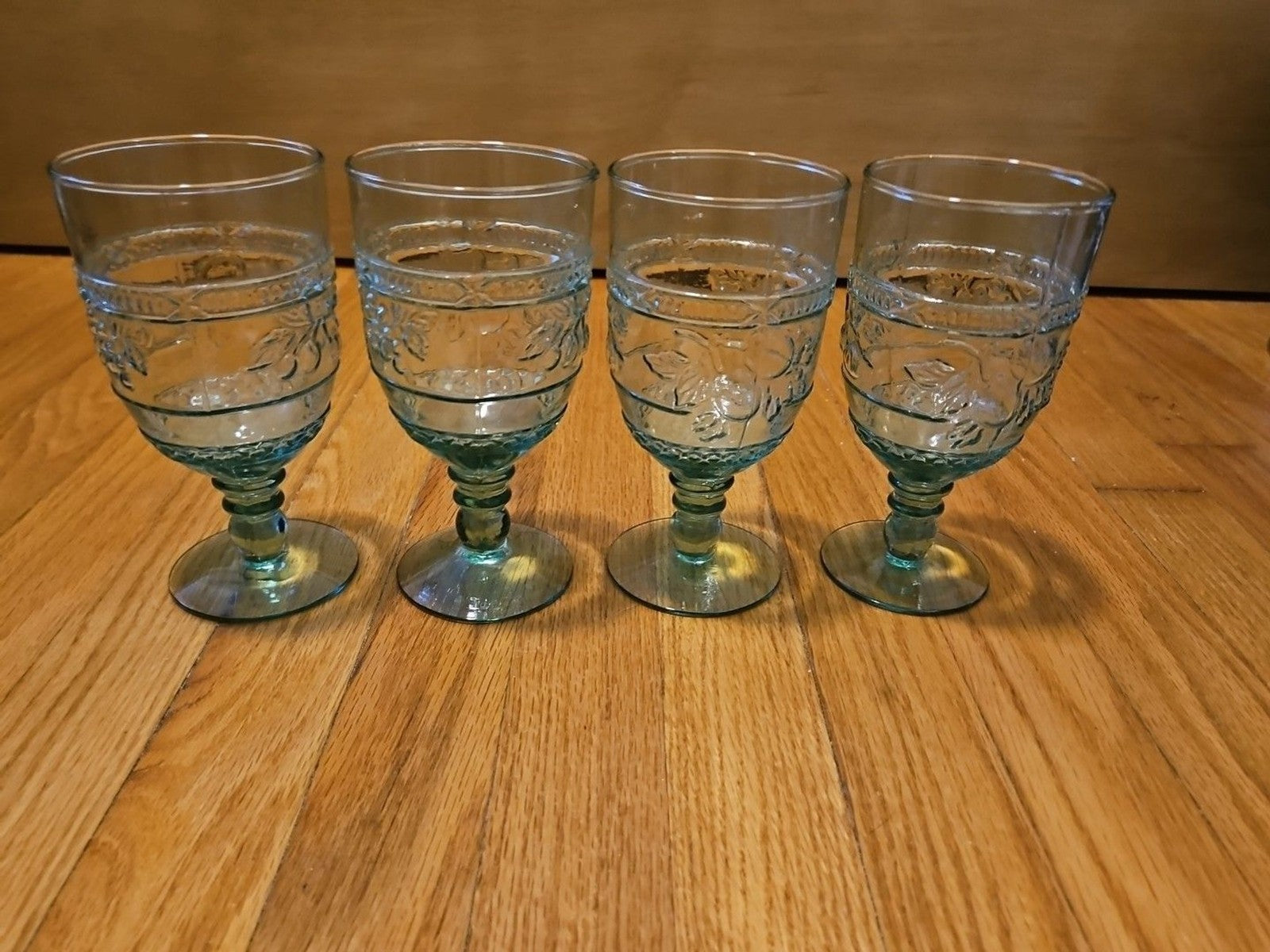 Vintage Mikasa 1960 Embossed Fruit Light Green Glasses Set of Four (4)