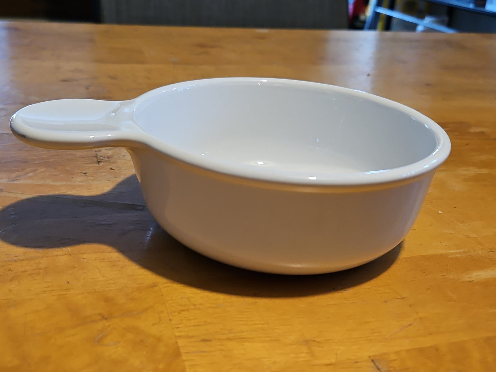 Vintage Corning Ware White Grab It Bowl Heat N Serve P-150-B No Lid EUC