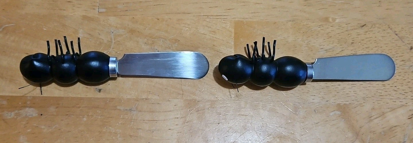 Vintage Boston Warehouse Black Ant Picnic Cheese Knife Set Of 2