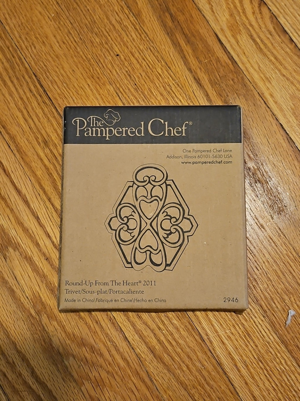 Pampered Chef Round-Up From The Heart 2011 Cast Metal Trivet 2946 Copper Top