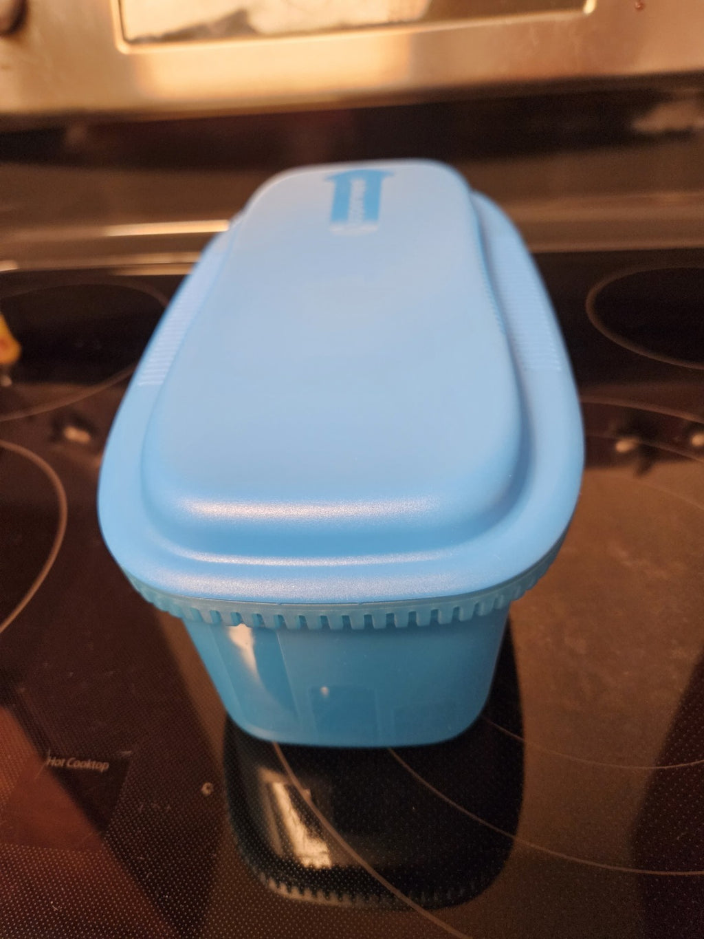 Blue Tupperware Microwave Pasta Maker Spaghetti Cooker #6775A W/ Lid #7209A EUC