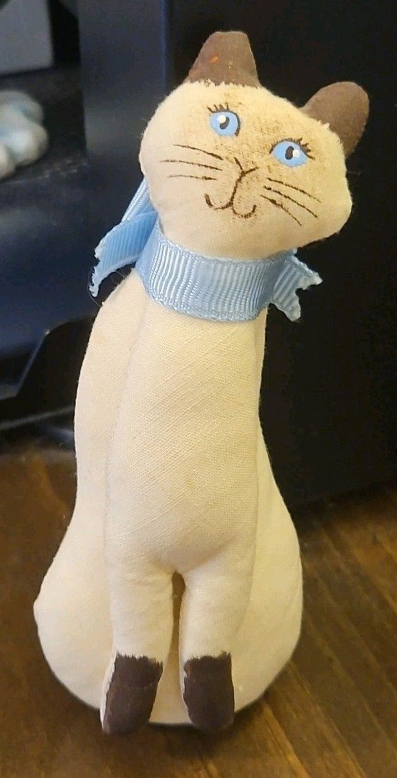 Vintage Stuffed Siamese Cat Ornament 5”