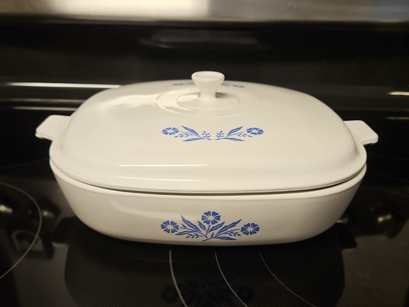 Corning Ware Blue Cornflower Pyroceram A28 10” Casserole Baking Dish w/ Lid EUC