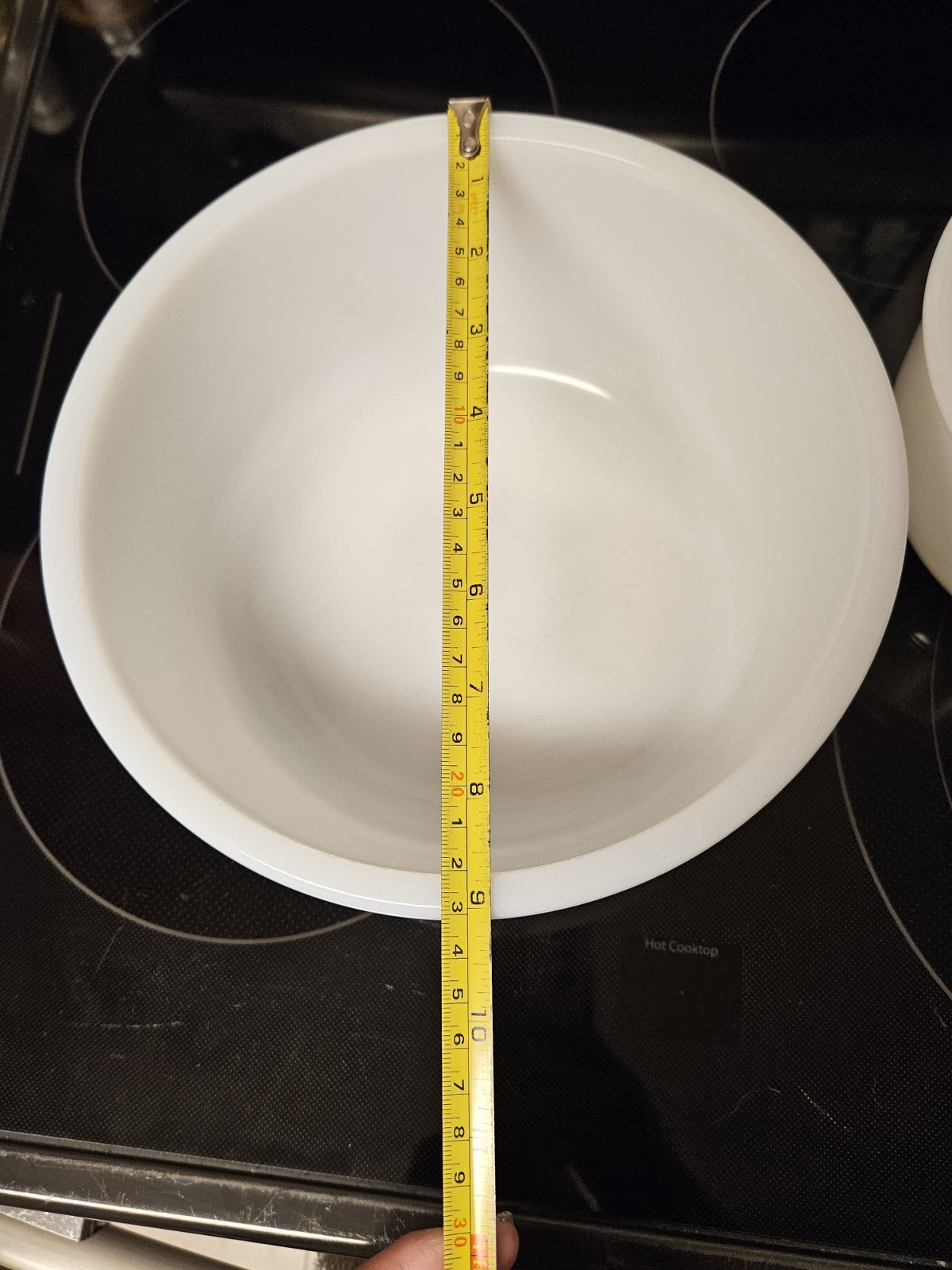 Set Of 2 Vintage Nesting Milk Glass Mixing Bowls Unmarked 9" & 6.5"