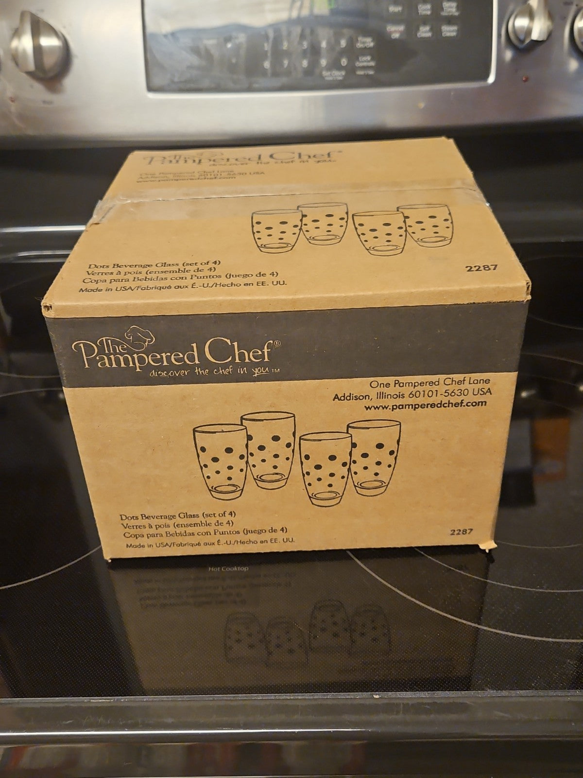 Set Of 4 Pampered Chef Dots 17 oz Beverage Glasses #2287 New in Sealed Box