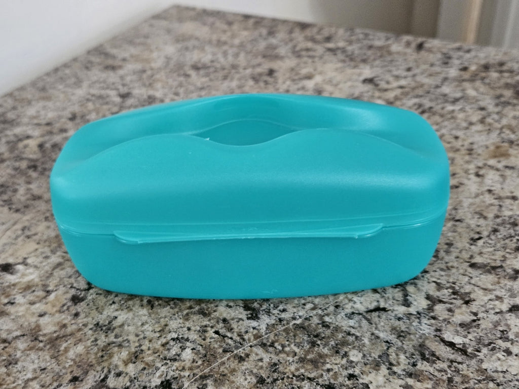 Tupperware Mini-Twin Sub Sandwich Keeper Hoagie Keeper Hot Dog Keeper #7088A