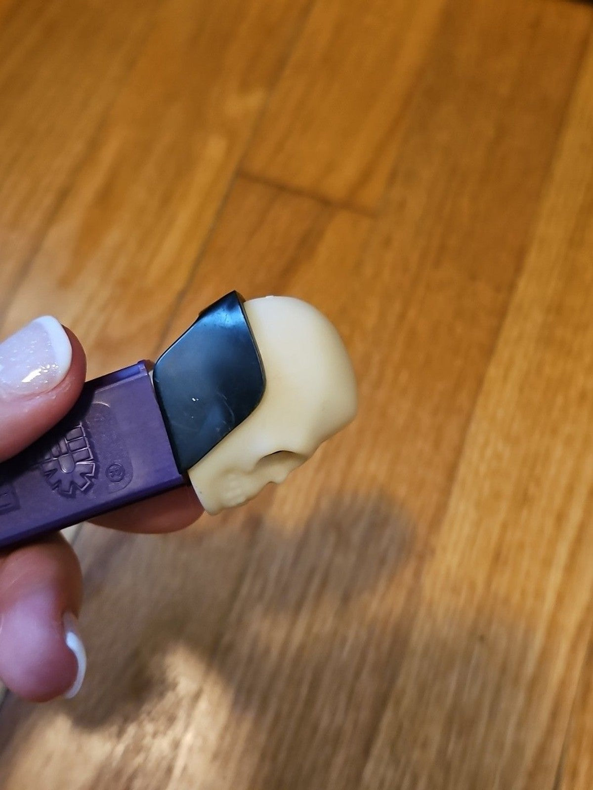 Vintage 1971 Purple Pez Dispenser Dr Skull Skeleton with Feet Made in Slovenia