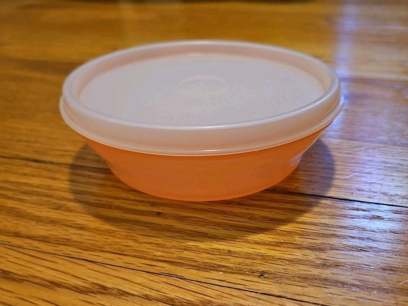 Orange Tupperware Stuffables Bowl 5422A-7 With Sheer Lid 1928-1