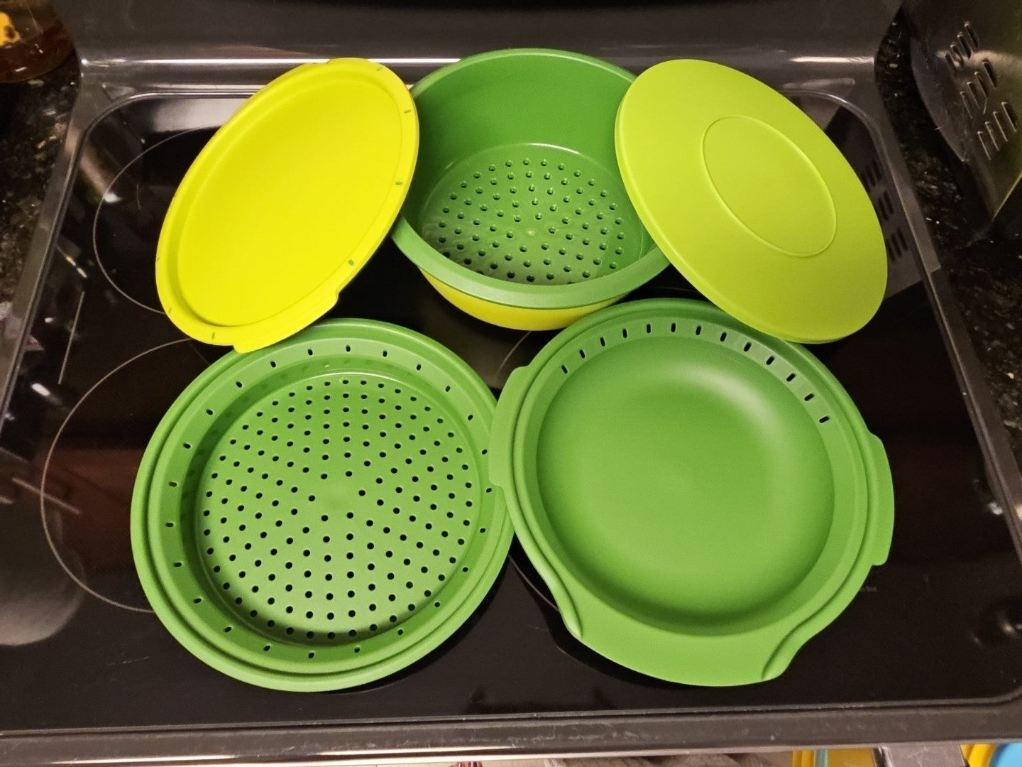 5 Pc Tupperware Green Microwave Smart Steamer & Accessories No Reservoir READ