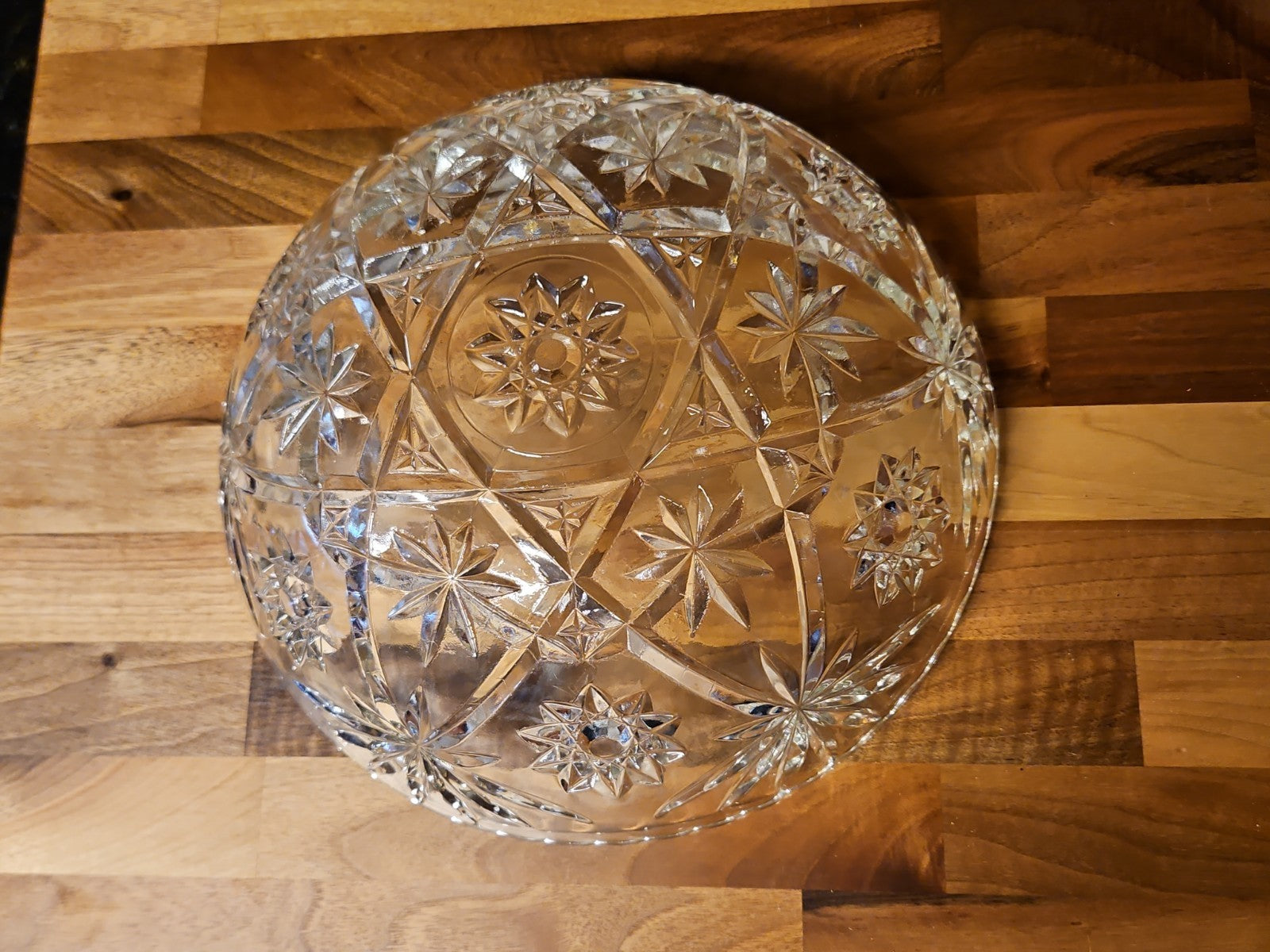 Vintage EAPC Anchor Hocking Star Burst Pressed Glass Bowl 10.75" Round EUC