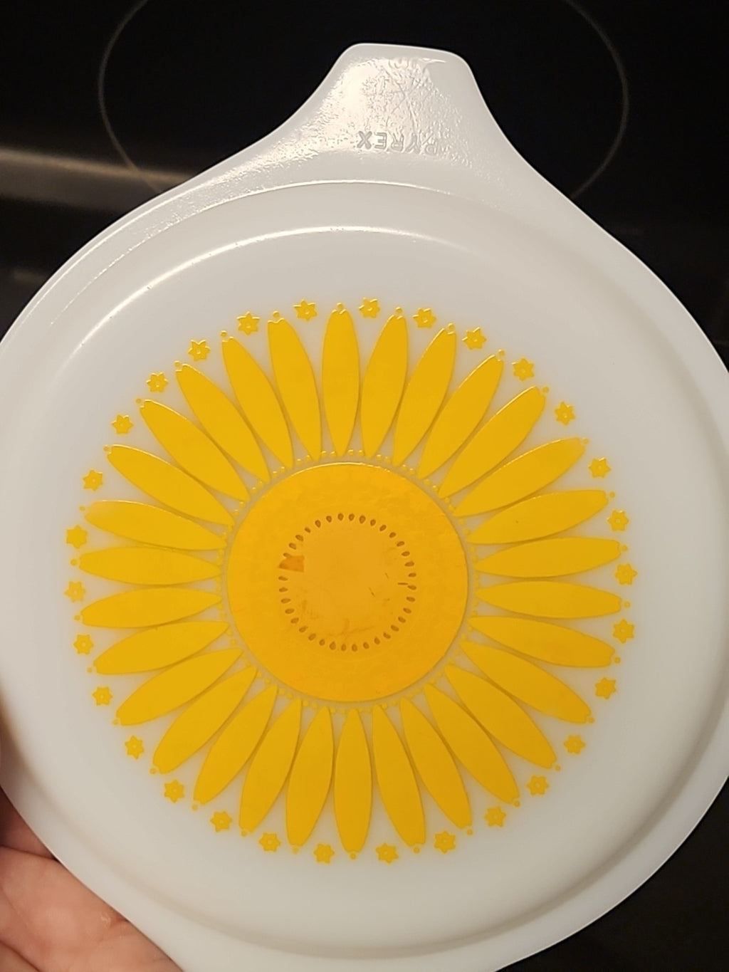 Vintage Pyrex 20-C10 White Milk Glass Sunflower Lid Only