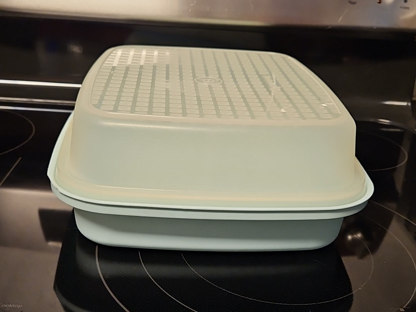 Vintage Tupperware Mint Green Season & Serve Marinade Dish W Lid 1295-7 & 1294-1
