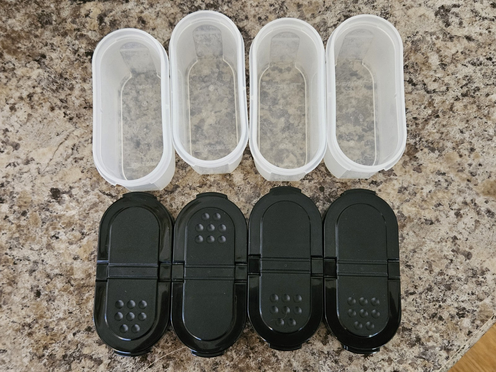 Set of 4 Tupperware Small Spice Shakers With White Lids EUC