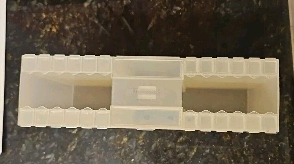 Vintage 1987 Tupperware Tuppertoys ART LOCKER Crayon & Art Supply Storage
