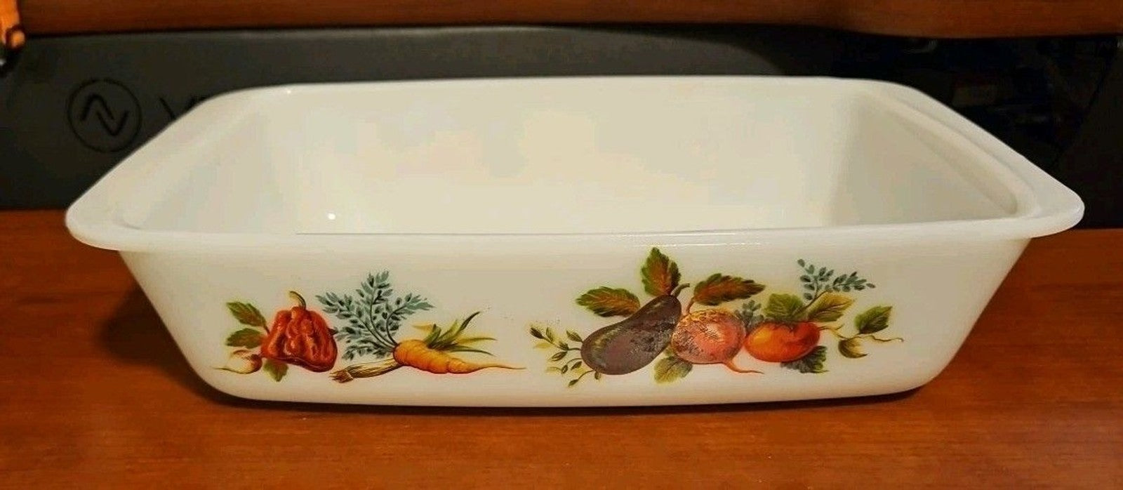 Vtg Pyrex JAJ Tuscan Market Garden Pattern 10" x 7" x 2.5" Casserole #542 EUC