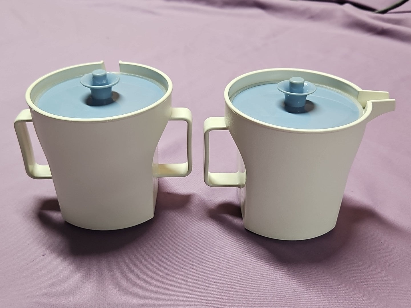 Vintage Tupperware Sugar & Creamer Set Push Tops 1414 & 1415 White W/ Blue Lids