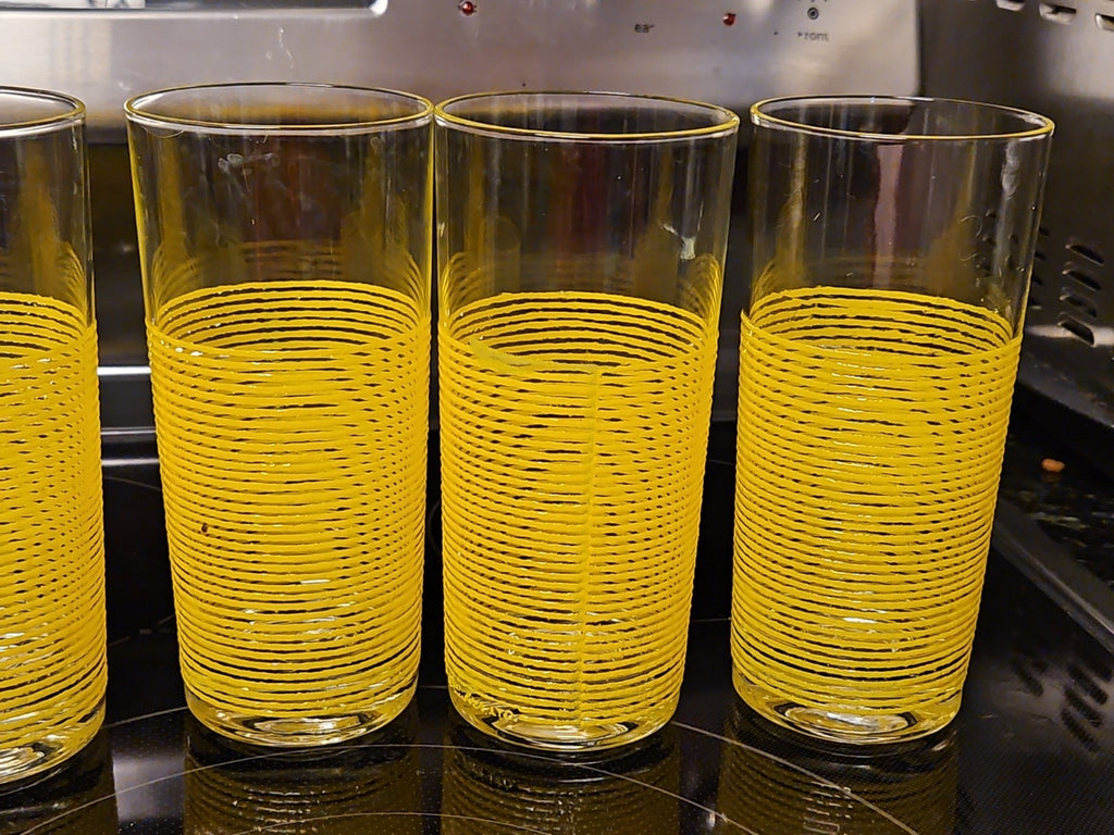 Set of 7 Vintage Culver Yellow Icicle Glasses Spaghetti String Glasses Rare!