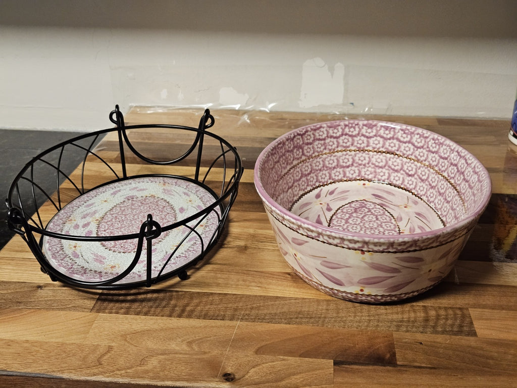 Temptations By Tara Old World Lilac Oval Baker 2.5 qt. Metal Rack & Trivet