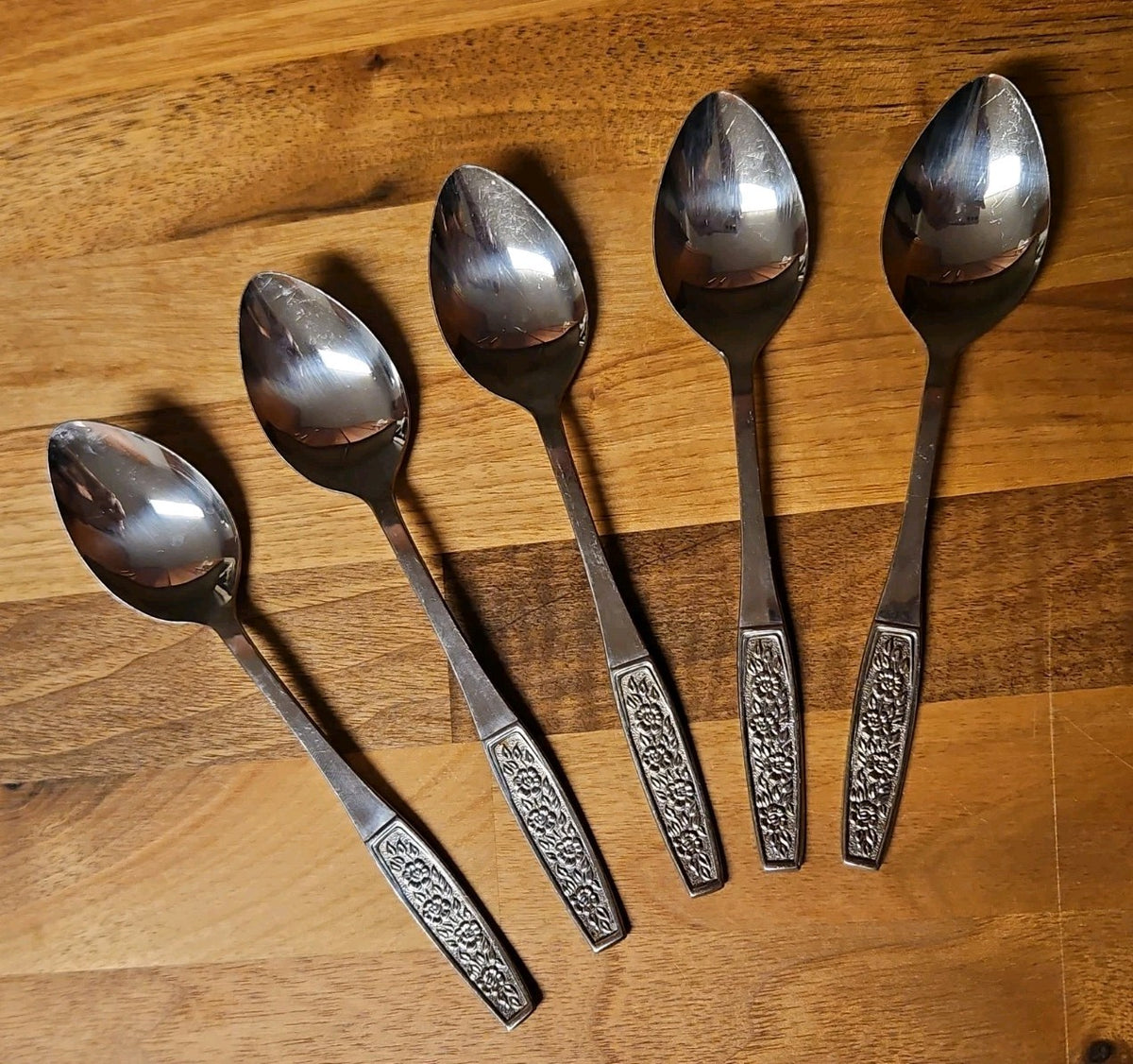 Lot Of 5 Vintage CustomCraft Stainless Steel Spoons CUS10 Rose Design Teaspoons