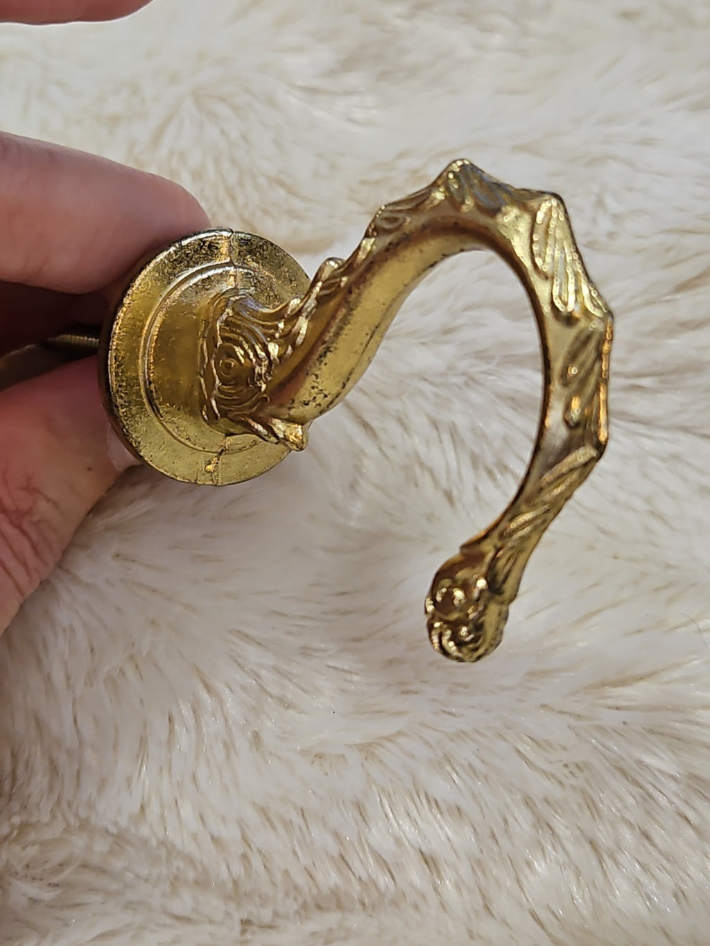 Vintage Brass Tone Wall Mounted Curtain Tie Back Hook Taiwan CSC #1