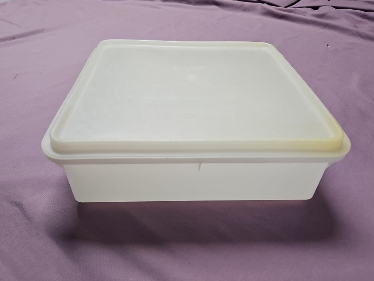 Vintage Tupperware Sheer 9" Square Stack and Store Container #514 W Lid #515